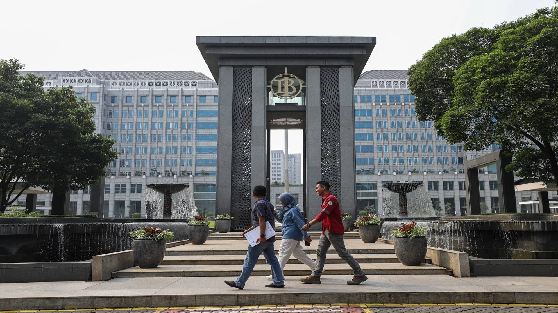 selisih BI Rate dan TBP yang memengaruhi nasabah dan bank